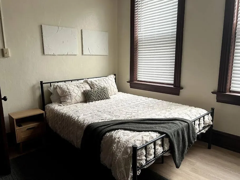 Charming Duplex On Quiet Street Apartment Saint Louis United States